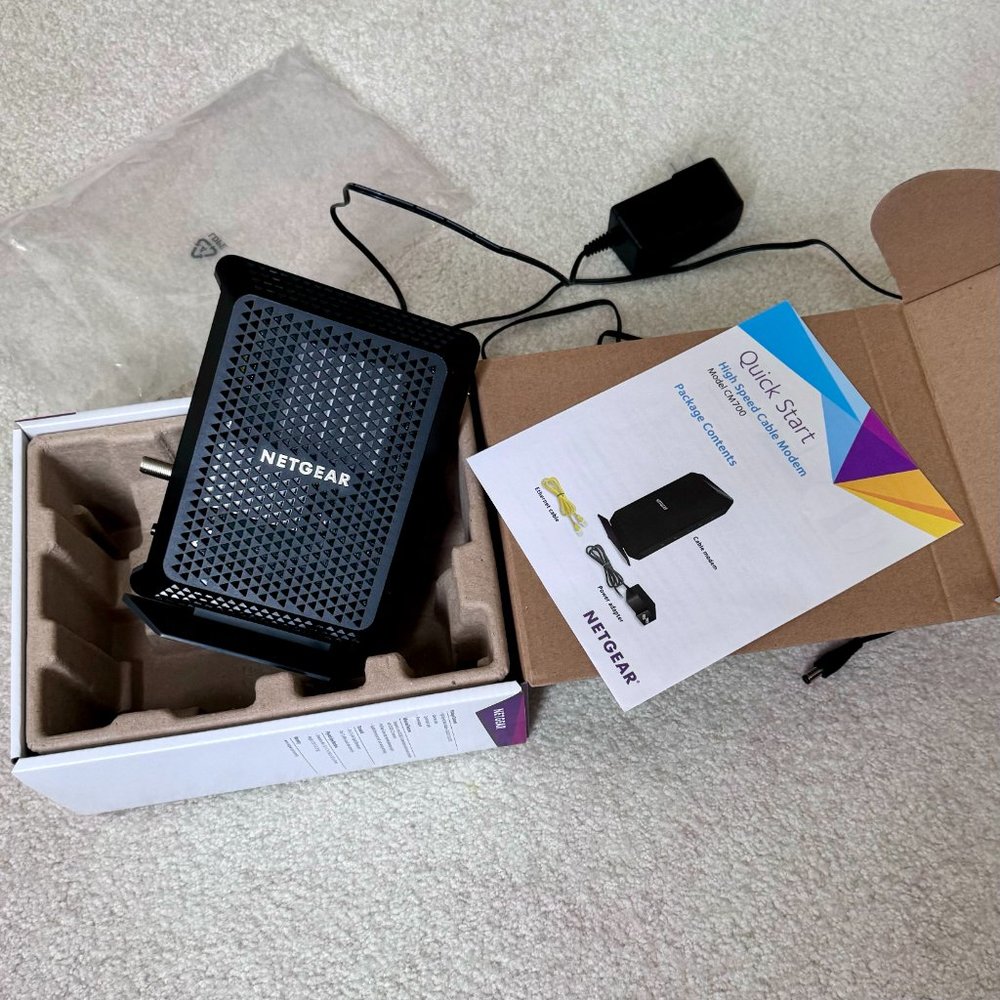 Netgear CM700 high speed cable modem - Picture 8 of 9
